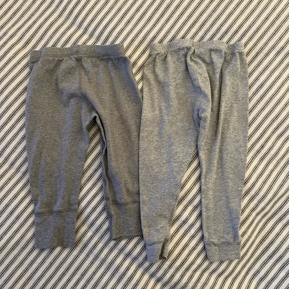 Bundle of 2, 2T/24M Leggings - Picture 4 of 4